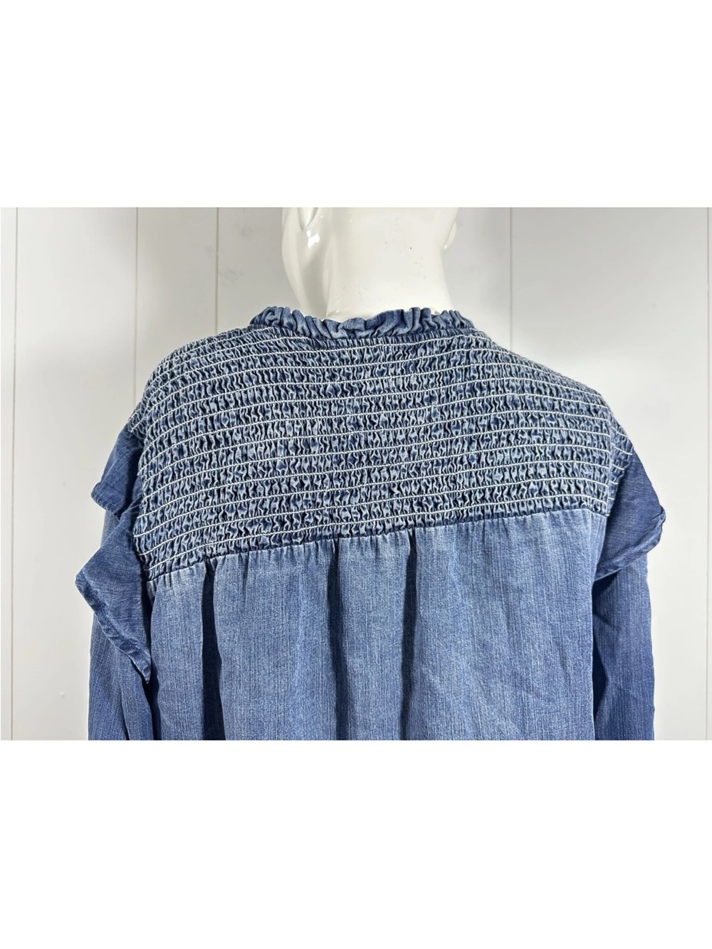 CLOTH & STONE Anthropology Sz M Blue Chambray Blouse Women's Peasant Top - Picture 6 of 12